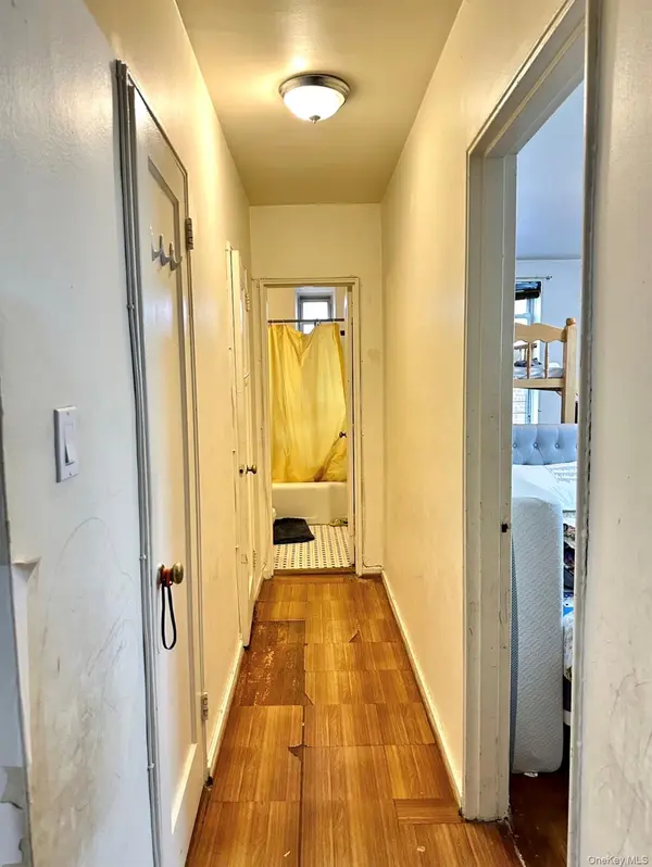 85-04 63rd DR #6J1, Rego Park, NY 11374