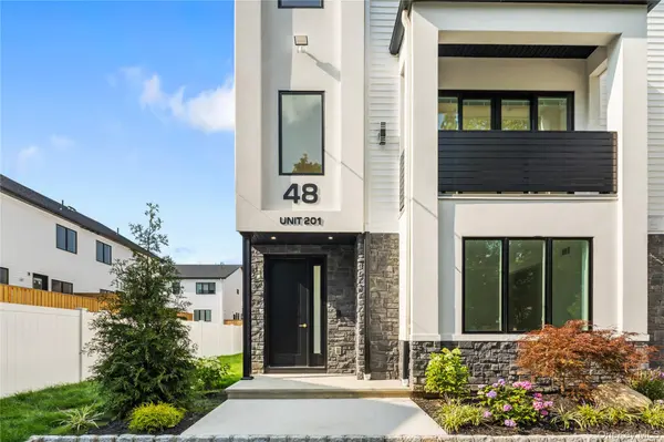 48 Noyes AVE #201, Spring Valley, NY 10977
