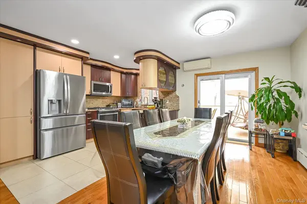 14703 77th RD, Flushing, NY 11367