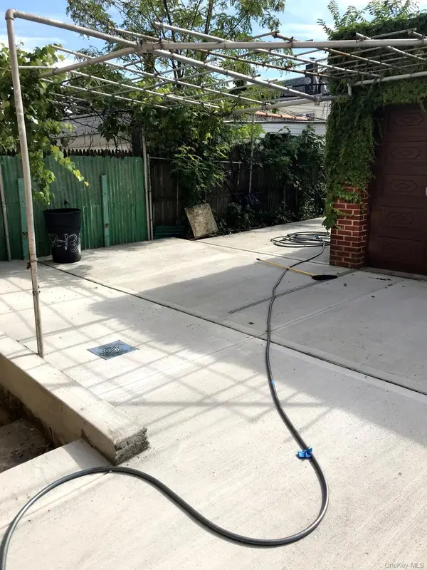 3213 86th ST, East Elmhurst, NY 11369