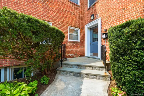 330 S Broadway #B11, Tarrytown, NY 10591