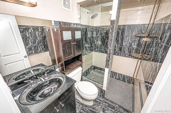725 Miller #130, Freeport, NY 11520