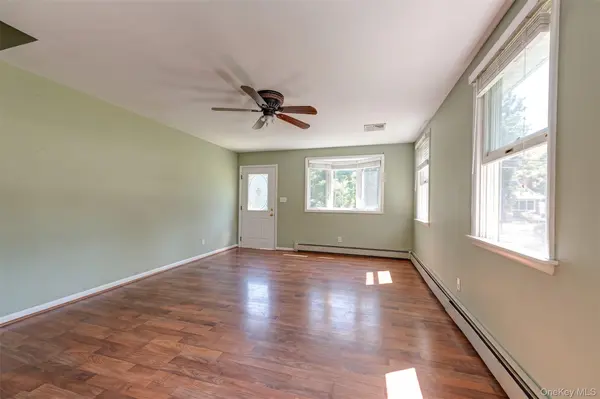 2780 Cedar AVE, Ronkonkoma, NY 11779