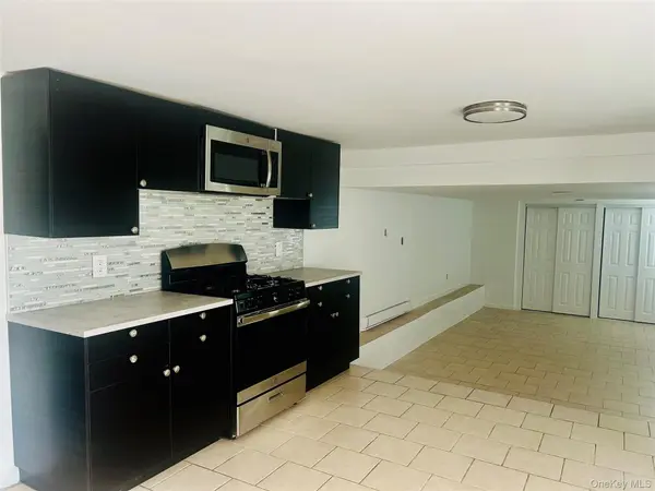105 Mitchell AVE #Garden level, Long Beach, NY 11561