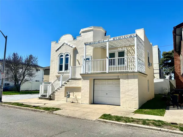 105 Mitchell AVE #Garden level, Long Beach, NY 11561