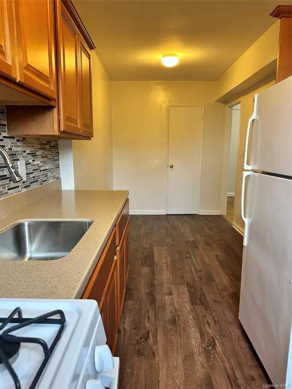 150-25 72 RD #1J, Kew Garden Hills, NY 11367