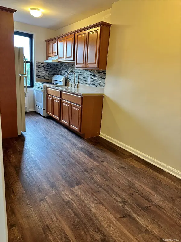 150-25 72 RD #1J, Kew Garden Hills, NY 11367