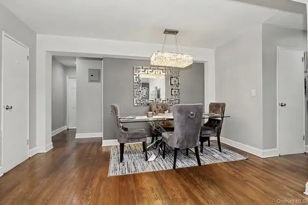 4 Sadore LN #3B, Yonkers, NY 10710