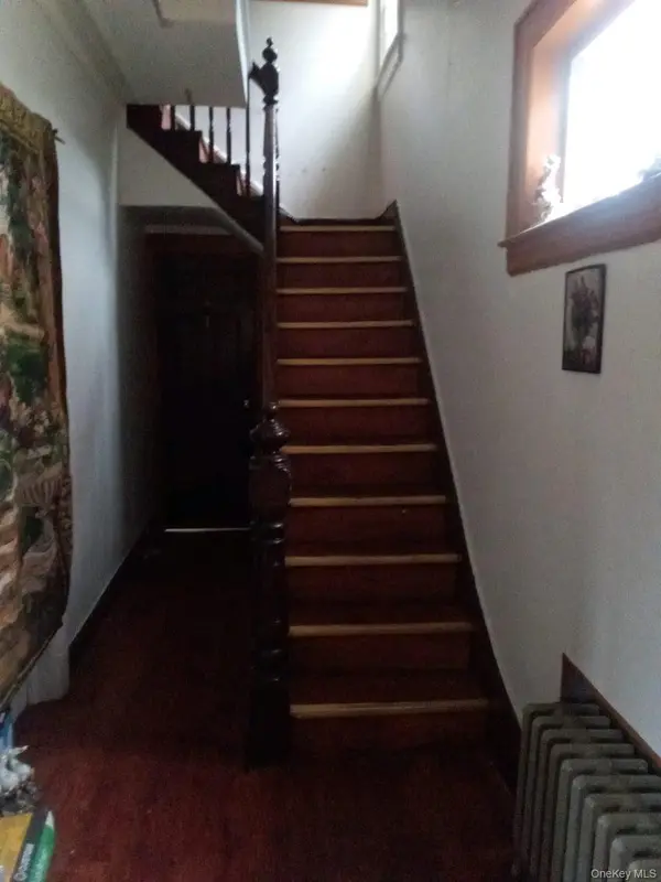 8616 90th ST, Woodhaven, NY 11421