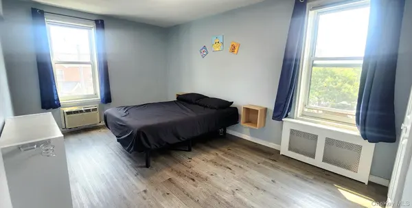 84-20 51st Avenue #2K, Elmhurst, NY 11373