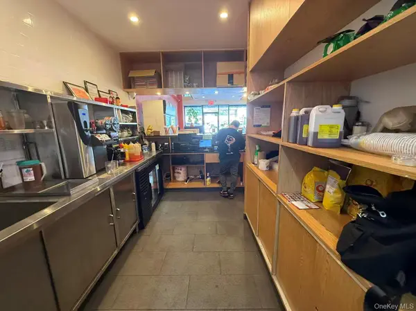 102-30 Queens Blvd #3, Forest Hills, NY 11374