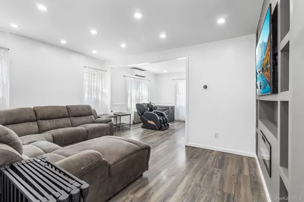 129 Lawson ST, Hempstead, NY 11550