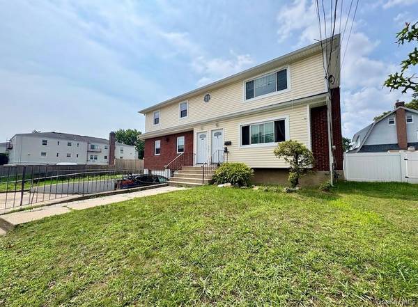 Address not disclosed, Valley Stream, NY 11581