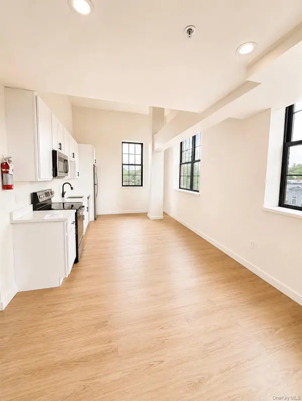 37 Academy #306, Poughkeepsie, NY 12601