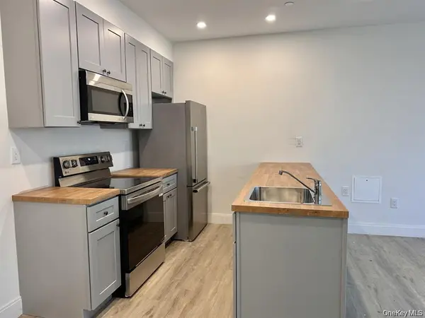 362 W MERRICK RD #105, Valley Stream, NY 11580