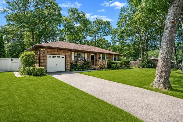 32 Rutland RD, Mastic, NY 11950