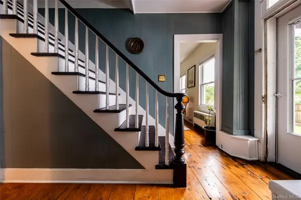 9 Washington AVE, Beacon, NY 12508