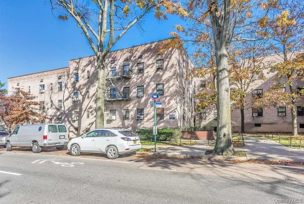 78-11 Main ST #3F, Kew Gardens, NY 11367
