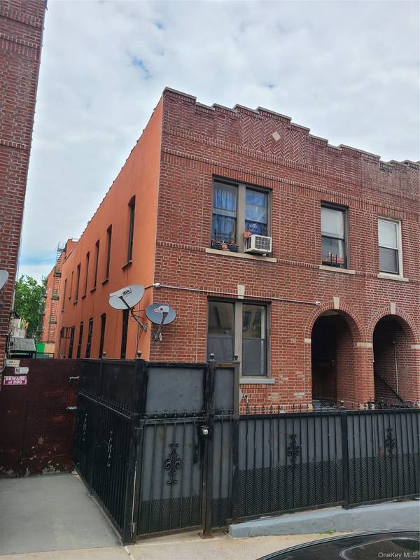 1309 Seneca AVE, Bronx, NY 10474