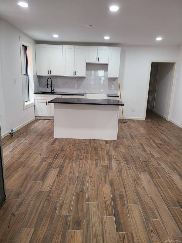 1309 Seneca AVE, Bronx, NY 10474