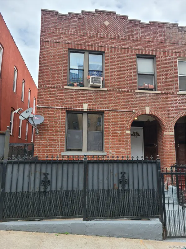 1309 Seneca AVE, Bronx, NY 10474