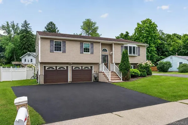 35 Newbury, Monroe, NY 10950