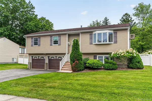 35 Newbury, Monroe, NY 10950