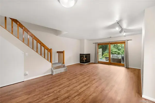 127 Beecher Avenue EXT, East Islip, NY 11730