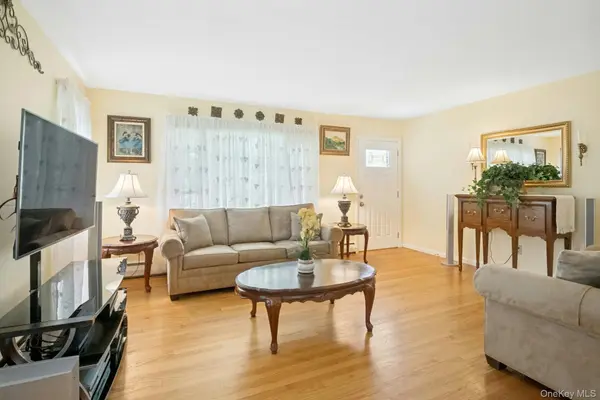 874 Linda AVE, Thornwood, NY 10594