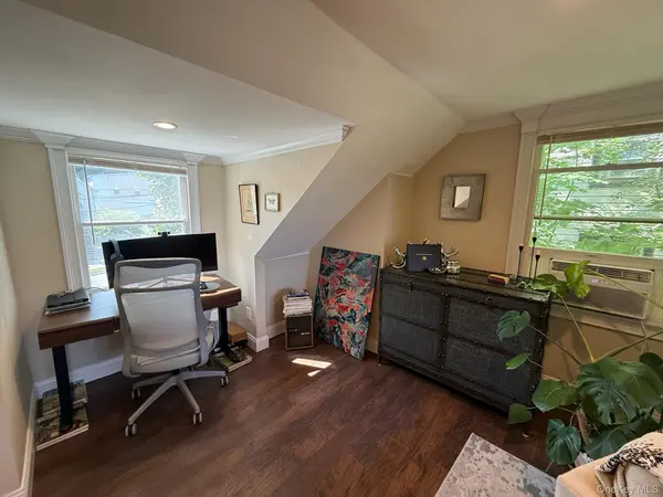 101 Elm ST, Huntington, NY 11743