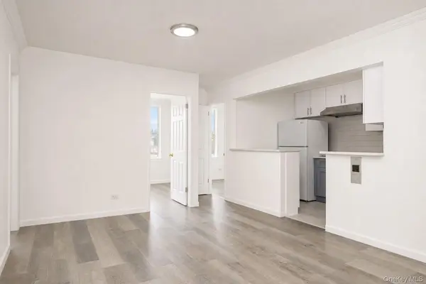 42-26 81st ST #7I, Elmhurst, NY 11373