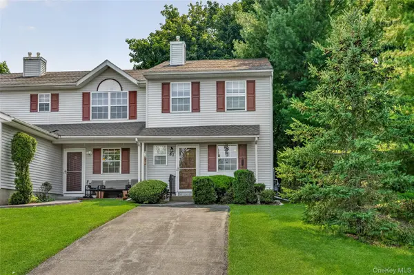 81 Lois LN, Monroe, NY 10950