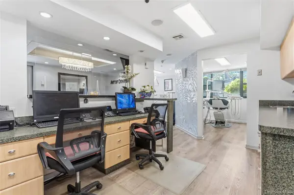 210 Atlantic AVE #AA3, Lynbrook, NY 11563