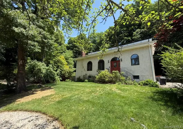 107 Stephenson TER, Briarcliff Manor, NY 10510
