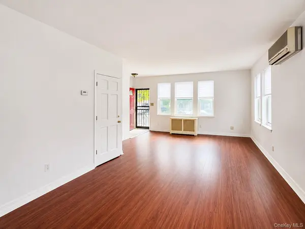 1374 Hobart AVE, Bronx, NY 10461