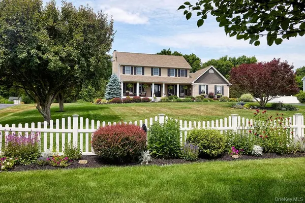 117 Moonlight DR, Stormville, NY 12582
