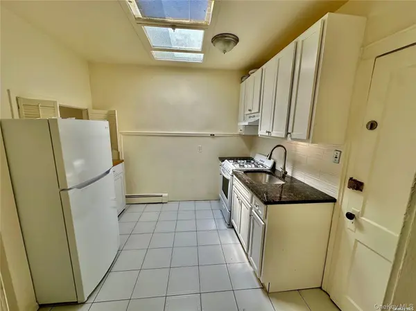 918 Hempstead ST #4, Franklin Square, NY 11010