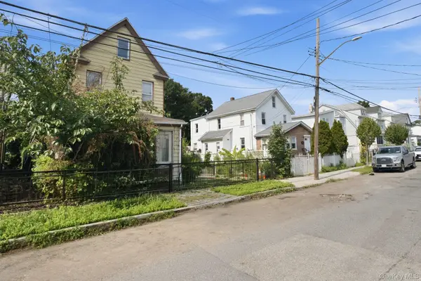 11532 158th ST, Jamaica, NY 11434