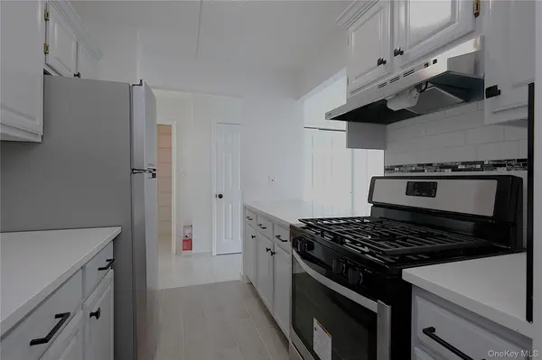 486 Central AVE #3, Brooklyn, NY 11221
