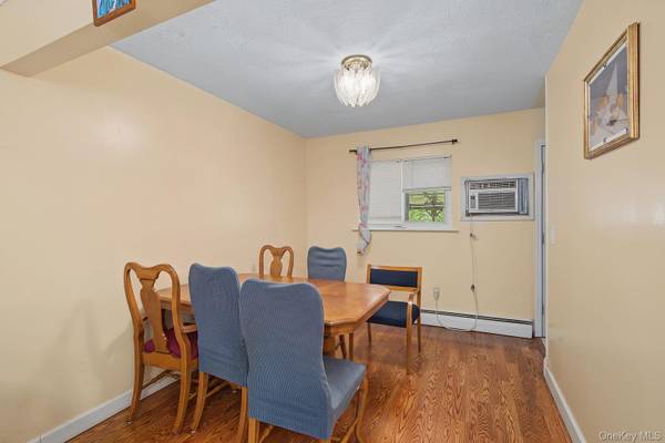 81 Ellery ST, Brentwood, NY 11717