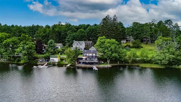 6721 State Route 52, Cochecton, NY 12752