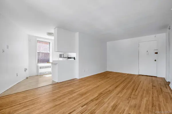 68-15 Selfridge ST #J3, Forest Hills, NY 11375