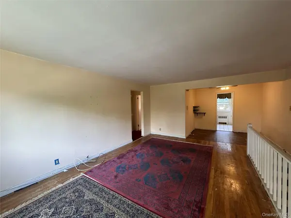 150-33 Jewel AVE #303B, Flushing, NY 11367