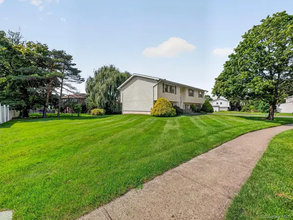 59 Mallory RD, Spring Valley, NY 10977