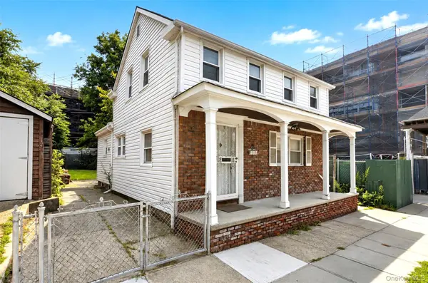 13-17 123rd ST, College Point, NY 11356