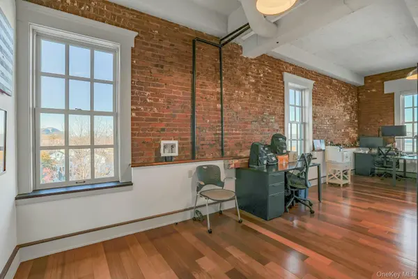 38 High AVE #4-2, Nyack, NY 10960