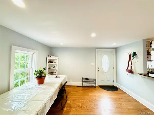41 Carls Place #41, Riverhead, NY 11901