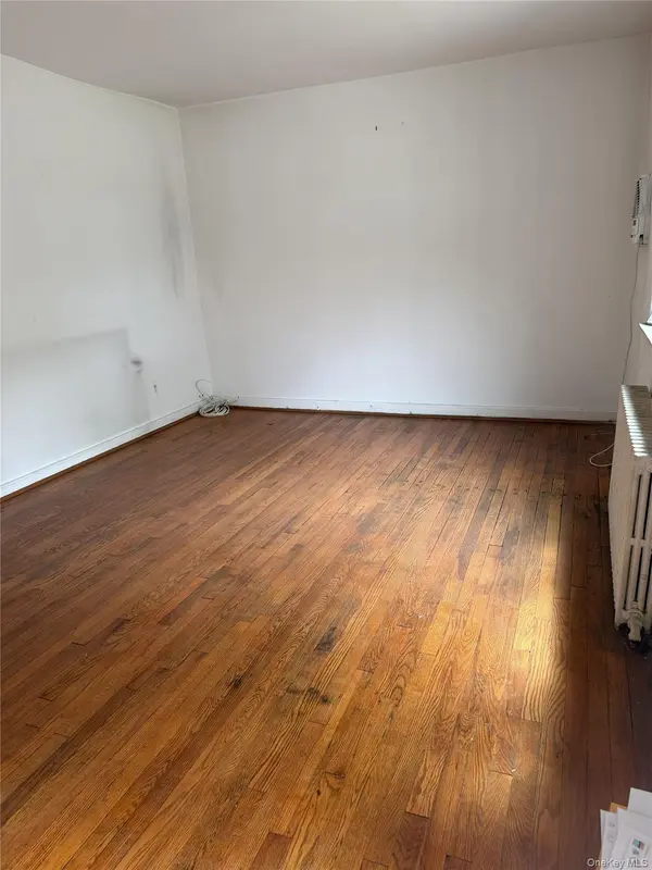 76-33 Commonwealth BLVD #A, Bellerose, NY 11426