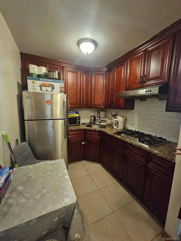 43-43 kissena Blvd #402, Flushing, NY 11355