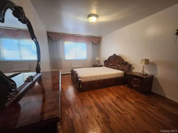 101-64 123 ST, Richmond Hill S., NY 11419